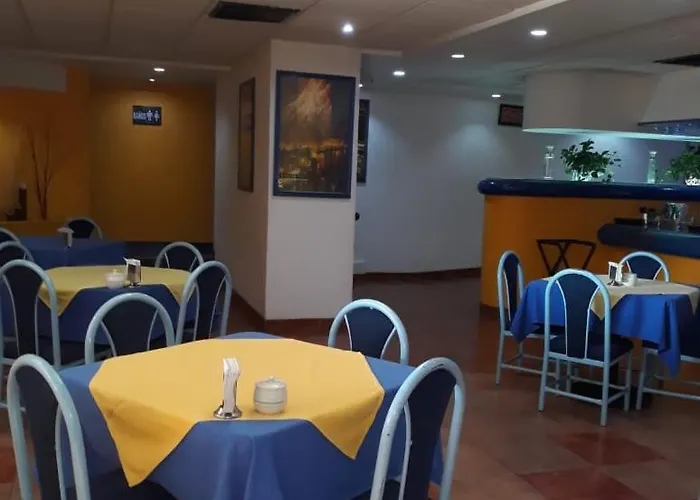 Campo Real Hotel